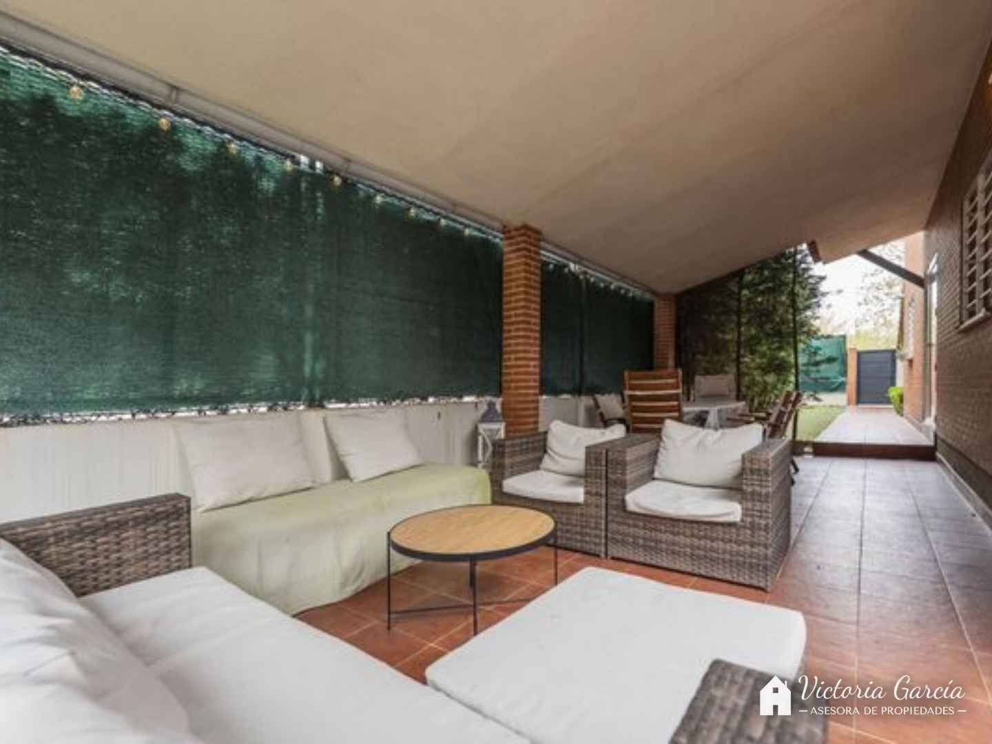 Chalet adosado Miramadrid - Asientos jardín lateral